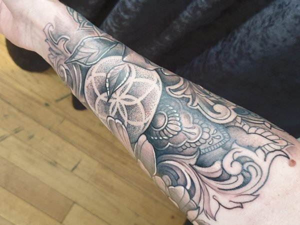 Ten Tonne Tattoos